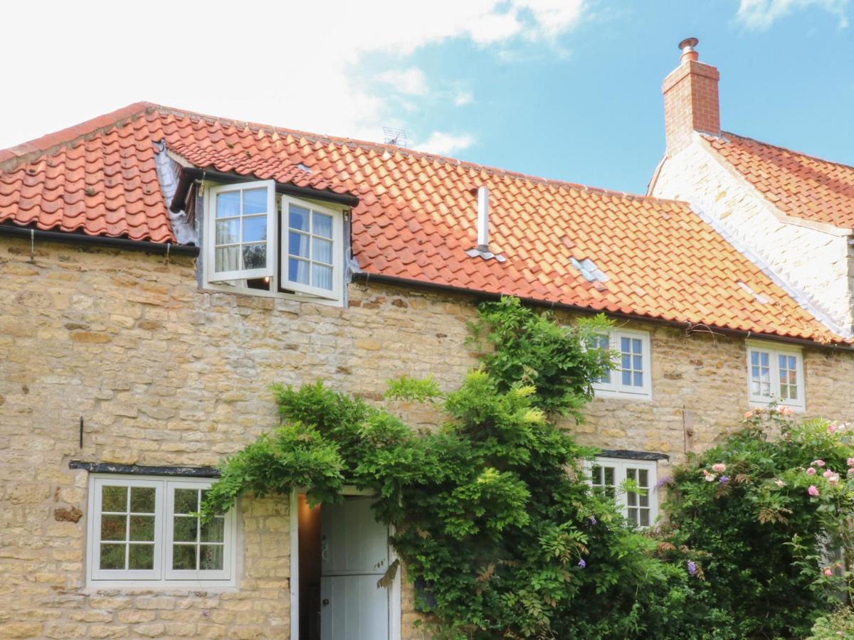 Kings Cottage แกรนแธม ภายนอก รูปภาพ